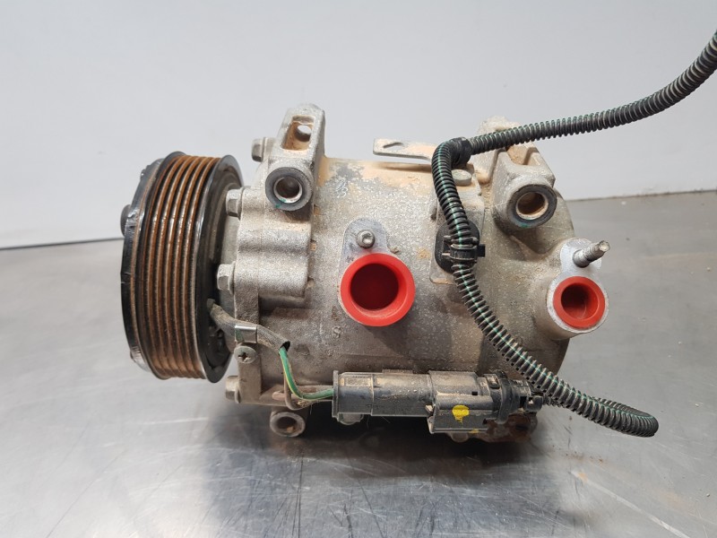 Recambio de compresor aire acondicionado para opel corsa f elegance referencia OEM IAM 9827596080  
