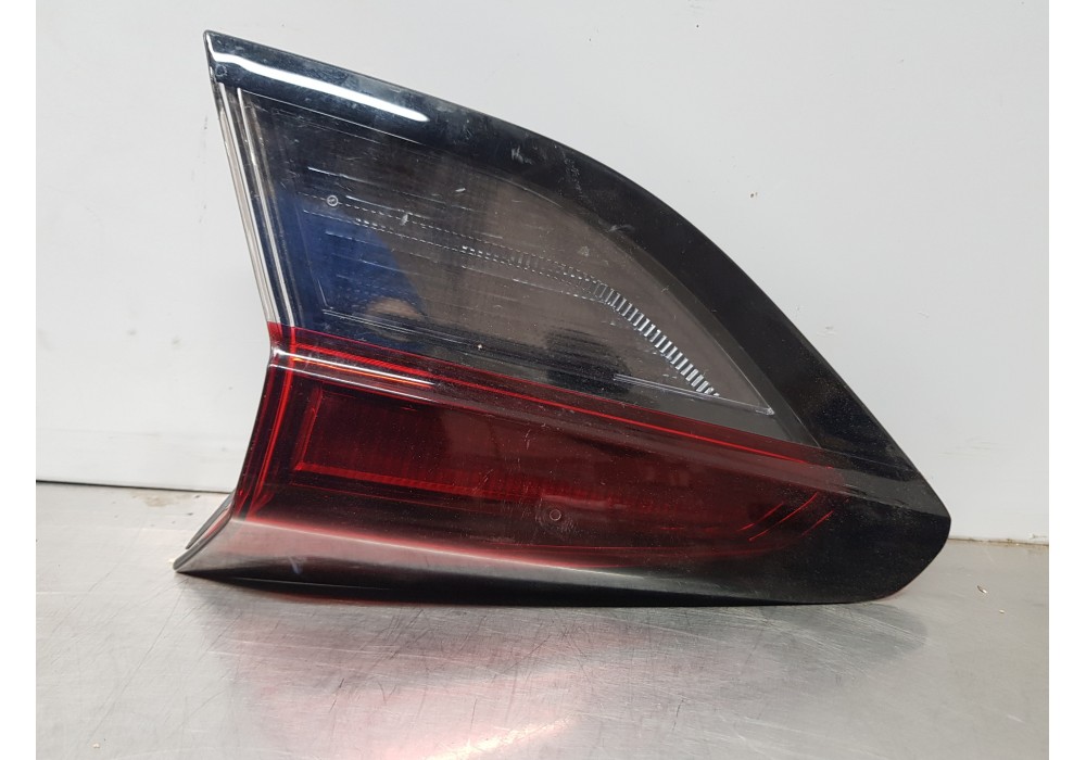Recambio de piloto trasero derecho interior para opel corsa f elegance referencia OEM IAM 9830096180  
