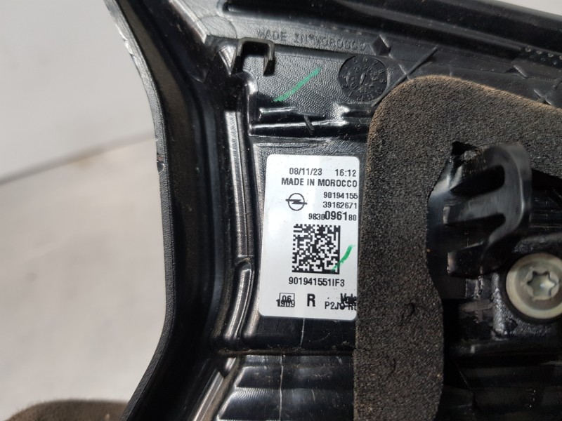 Recambio de piloto trasero derecho interior para opel corsa f elegance referencia OEM IAM 9830096180  