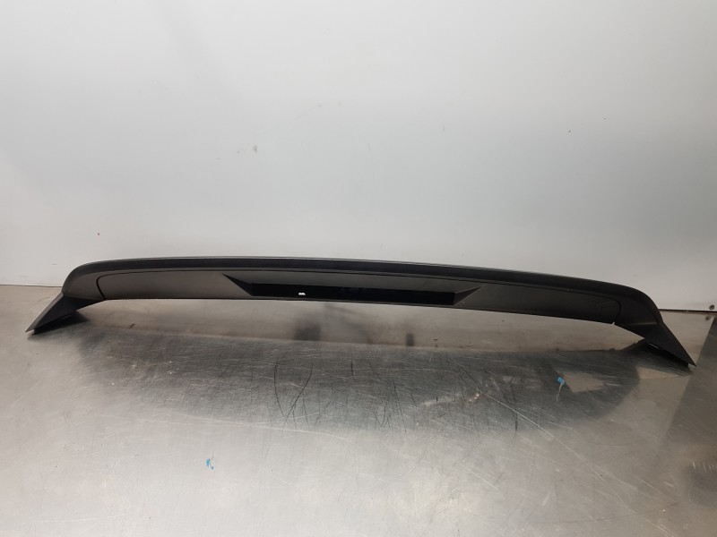 Recambio de aleron trasero para opel corsa f elegance referencia OEM IAM 9832785280 9829272980 