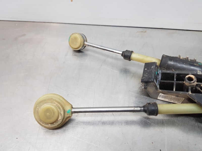 Recambio de varillaje cambio para opel corsa f elegance referencia OEM IAM 9845949380  