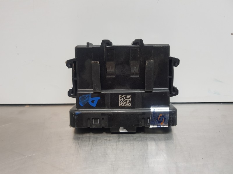 Recambio de modulo electronico para renault master iii furgón referencia OEM IAM 284Z18966R  