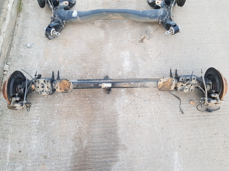 Recambio de puente trasero para renault master iii furgón referencia OEM IAM 555115788R 555014182RTC 