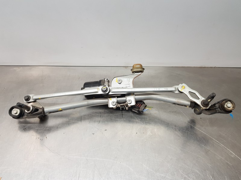 Recambio de motor limpia delantero para opel corsa f elegance referencia OEM IAM 9824784980  