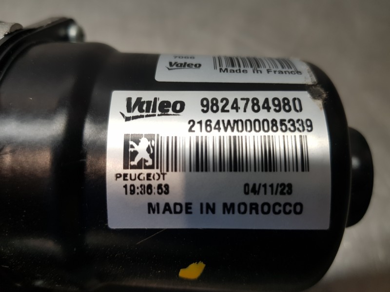 Recambio de motor limpia delantero para opel corsa f elegance referencia OEM IAM 9824784980  