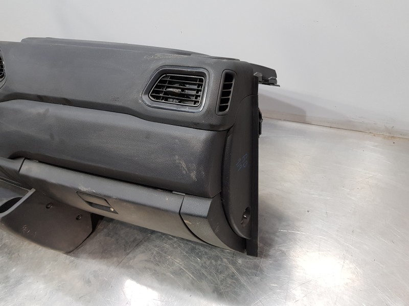 Recambio de salpicadero para renault master iii furgón referencia OEM IAM 670004699R  