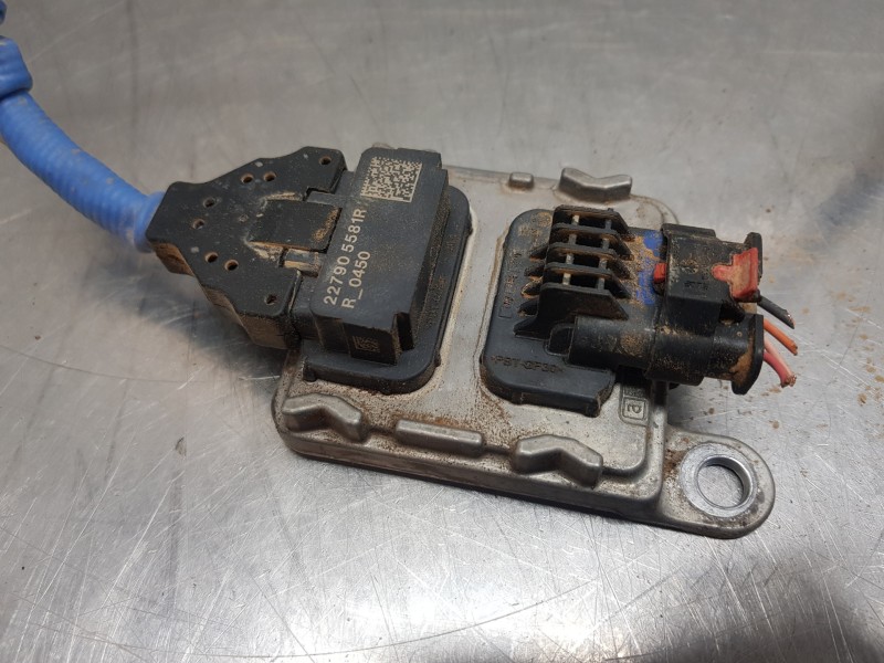 Recambio de sonda lambda para renault master iii furgón referencia OEM IAM 227905581R  