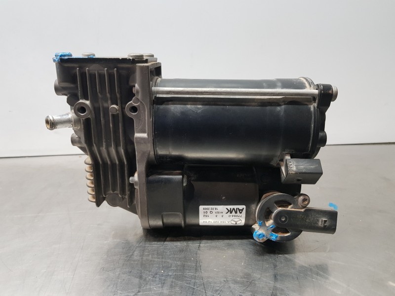 Recambio de bomba suspension para mercedes clase m (w166) bluetec referencia OEM IAM A1643201204  