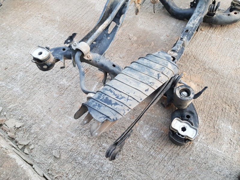 Recambio de puente trasero para audi q5 (fyb) quattro referencia OEM IAM 80A505235AN  