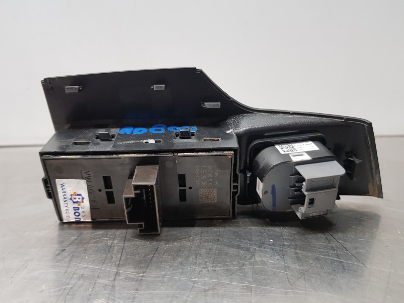 Recambio de mando elevalunas delantero izquierdo para seat ibiza (kj1) style referencia OEM IAM 5G0959857F   Recambio de mando elevalunas delantero izquierdo para seat ibiza (kj1) style referencia OEM IAM 5G0959857F