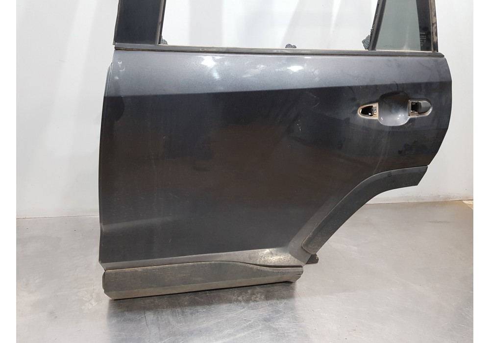 Recambio de puerta trasera izquierda para toyota rav 4 hybrid referencia OEM IAM 6700442190   Recambio de puerta trasera izquierda para toyota rav 4 hybrid referencia OEM IAM 6700442190