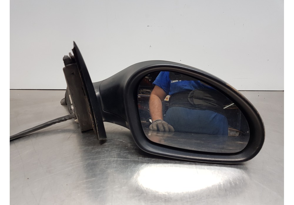 Recambio de retrovisor derecho para seat ibiza (6l1) stella referencia OEM IAM    Recambio de retrovisor derecho para seat ibiza (6l1) stella referencia OEM IAM