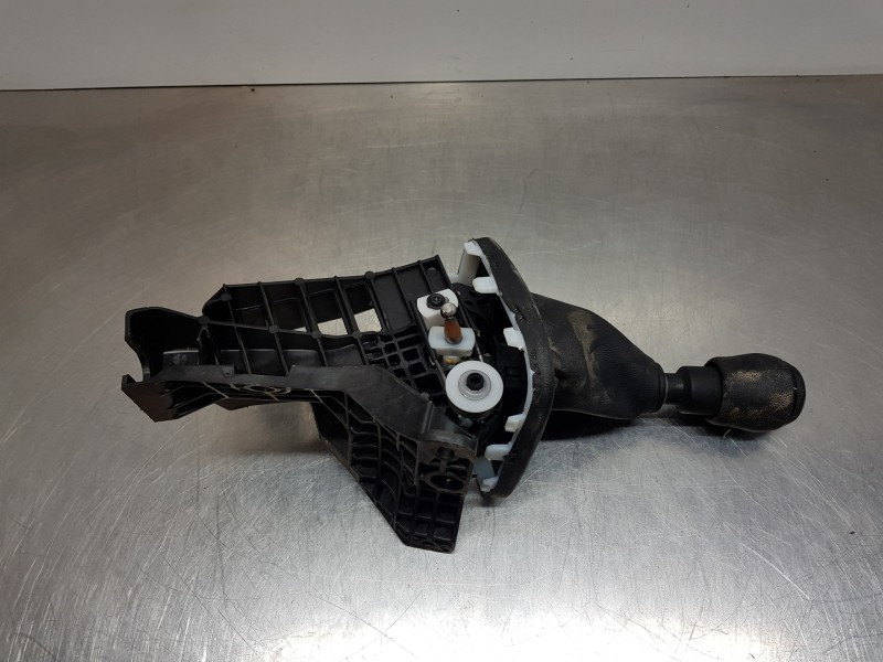 Recambio de palanca cambio para renault master iii furgón referencia OEM IAM 349013165R  