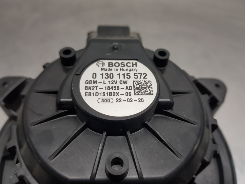 Recambio de motor calefaccion para ford transit custom kasten custom referencia OEM IAM 0130115572  