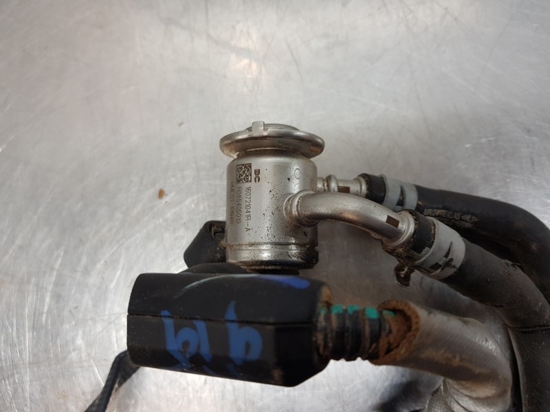 Recambio de inyector para renault master iii furgón referencia OEM IAM 160721041R  