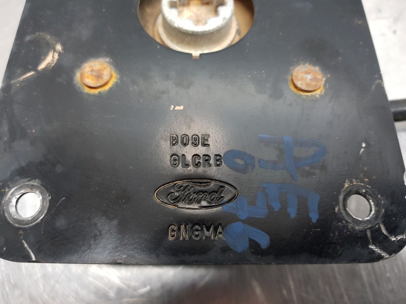 Recambio de soporte rueda repuesto para ford transit custom kasten custom referencia OEM IAM 2549337 1763880 