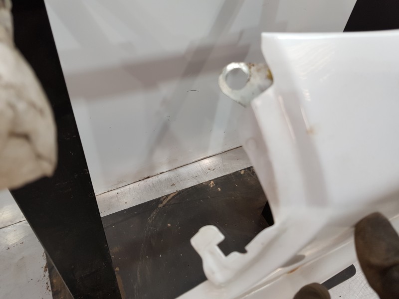 Recambio de aleta delantera izquierda para ford transit custom kasten custom referencia OEM IAM 2782132 JK2116006AC 