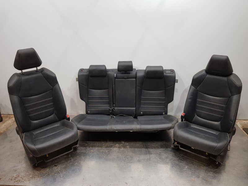 Recambio de juego asientos completo para toyota rav 4 hybrid referencia OEM IAM 7151242170 7150142040 7165142200 Recambio de juego asientos completo para toyota rav 4 hybrid referencia OEM IAM 7151242170 7150142040 7165142200