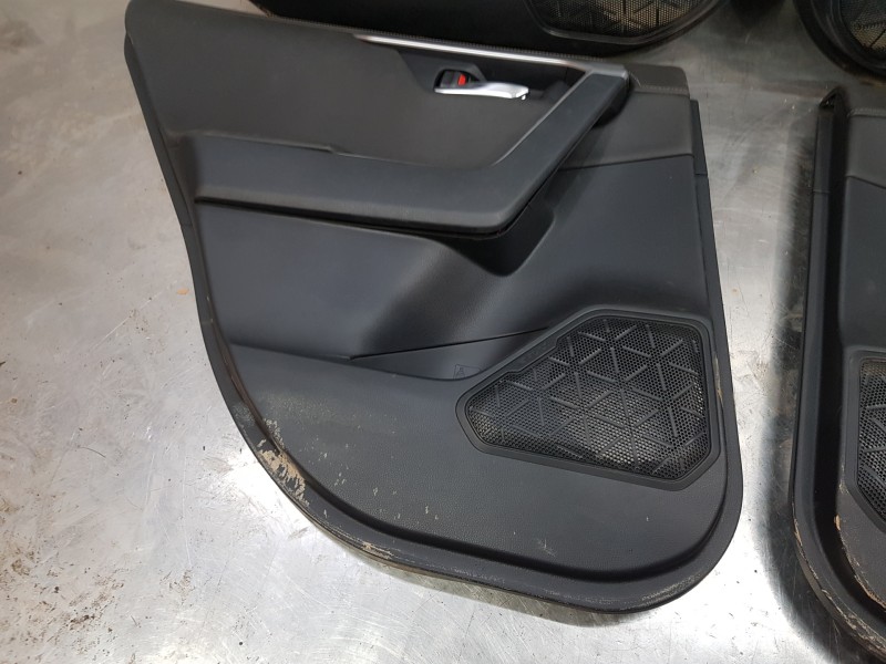 Recambio de juego asientos completo para toyota rav 4 hybrid referencia OEM IAM 7151242170 7150142040 7165142200 Recambio de juego asientos completo para toyota rav 4 hybrid referencia OEM IAM 7151242170 7150142040 7165142200