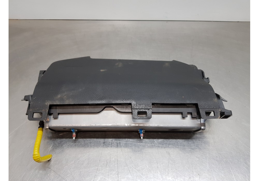Recambio de kit airbag para toyota rav 4 hybrid referencia OEM IAM 7396042110 8917042A60  Recambio de kit airbag para toyota rav 4 hybrid referencia OEM IAM 7396042110 8917042A60