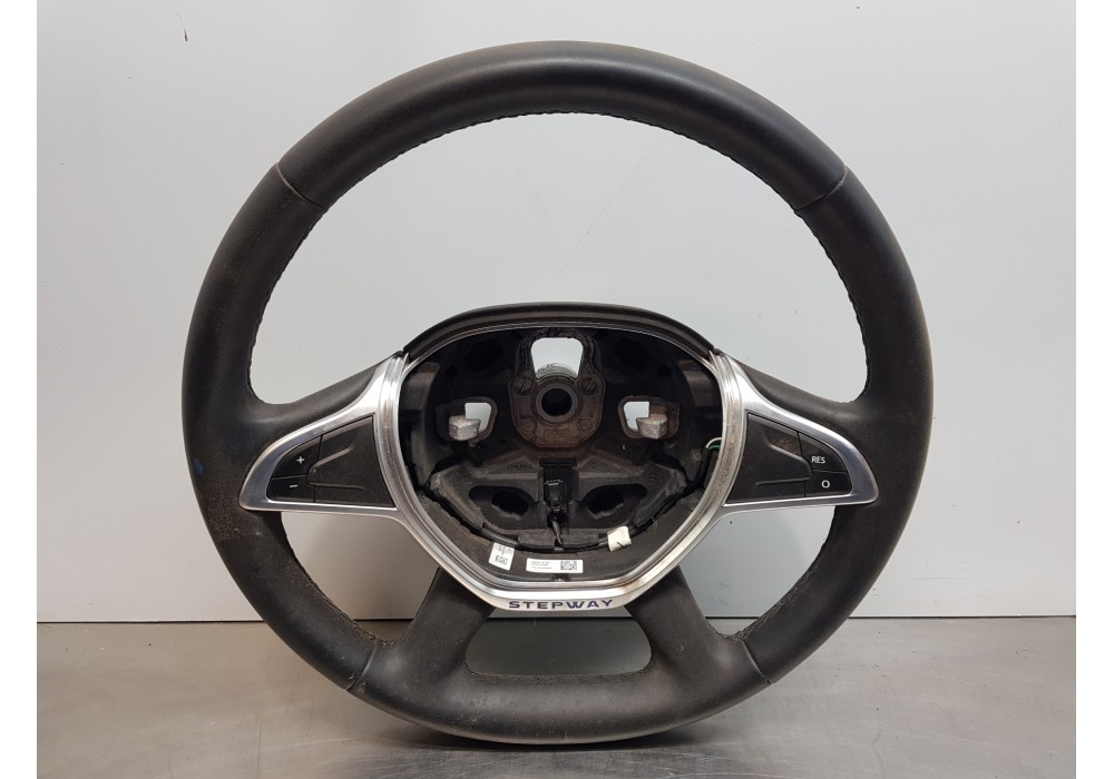 Recambio de volante para dacia sandero stepwey referencia OEM IAM 484007478R   Recambio de volante para dacia sandero stepwey referencia OEM IAM 484007478R