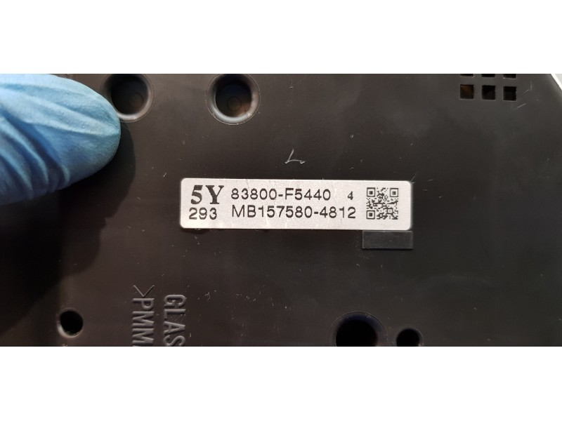 Recambio de cuadro instrumentos para toyota yaris hybrid active referencia OEM IAM 83800F5440  