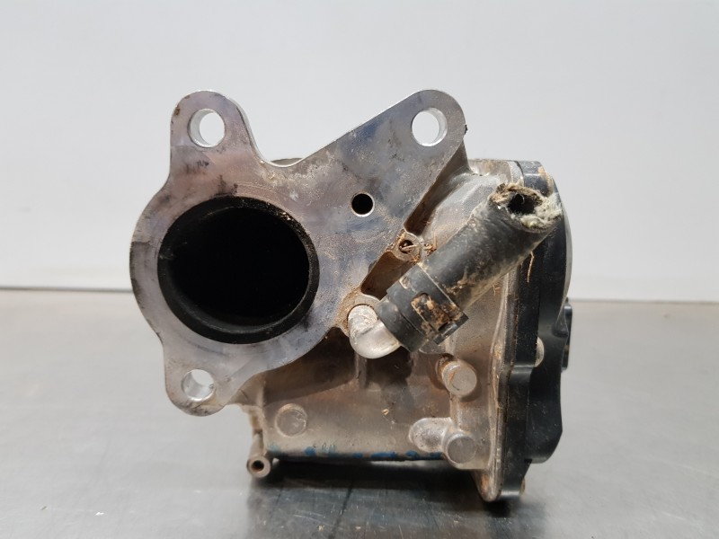 Recambio de valvula egr para renault master iii furgón referencia OEM IAM 147103921R H8201353607 