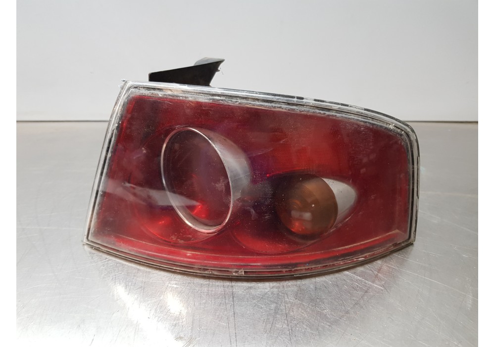 Recambio de piloto trasero derecho para seat ibiza (6l1) stella referencia OEM IAM 6L6945112B   Recambio de piloto trasero derecho para seat ibiza (6l1) stella referencia OEM IAM 6L6945112B