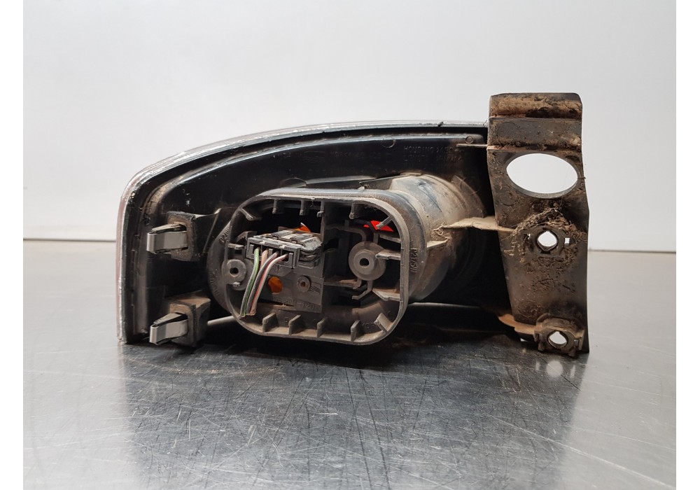 Recambio de piloto trasero derecho para seat ibiza (6l1) stella referencia OEM IAM 6L6945112B   Recambio de piloto trasero derecho para seat ibiza (6l1) stella referencia OEM IAM 6L6945112B