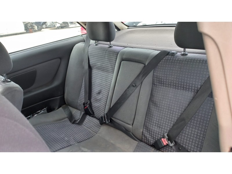 opel astra g berlina del año 2003