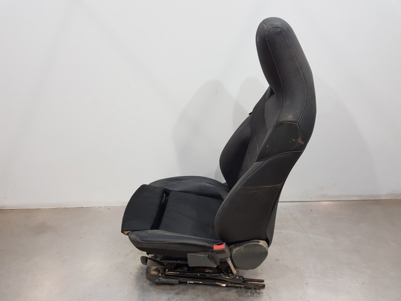 Recambio de asiento delantero derecho para mercedes clase a (w177) 200 d referencia OEM IAM A0009103312 A1779102403 A17791024039