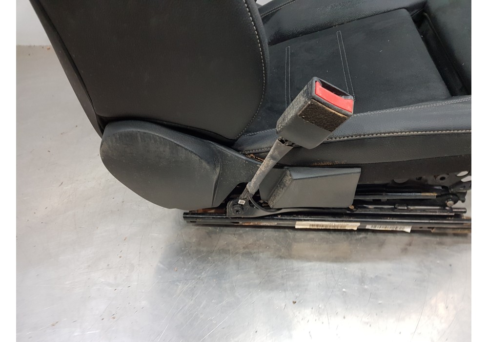 Recambio de asiento delantero izquierdo para mercedes clase a (w177) 200 d referencia OEM IAM A0009103212 A1779108901 A177910790