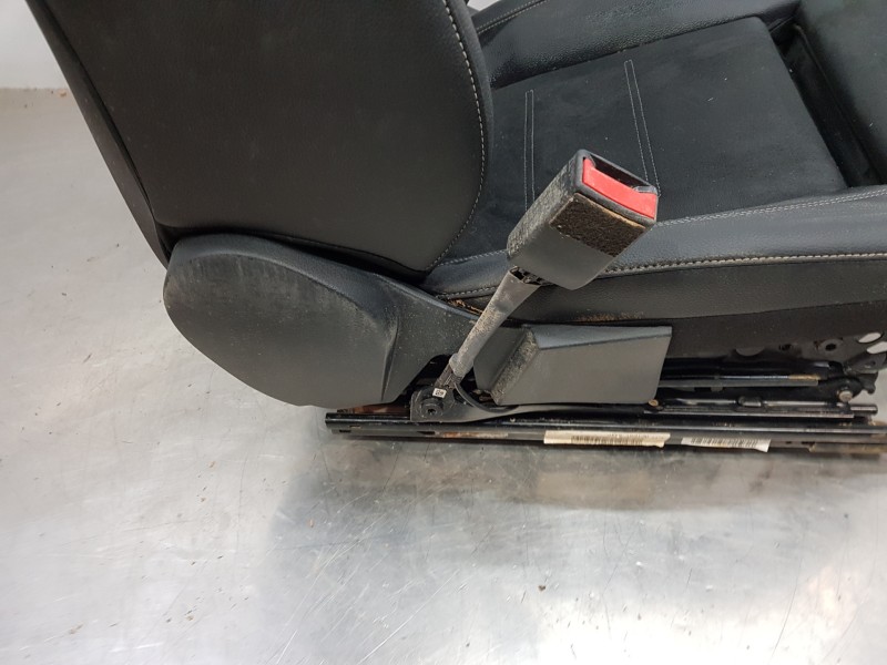 Recambio de asiento delantero izquierdo para mercedes clase a (w177) 200 d referencia OEM IAM A0009103212 A1779108901 A177910790