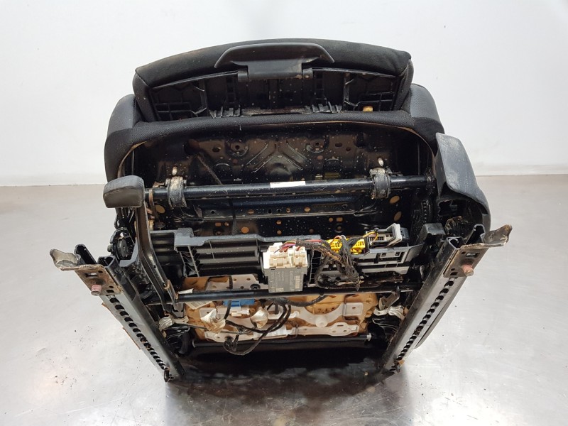 Recambio de asiento delantero izquierdo para mercedes clase a (w177) 200 d referencia OEM IAM A0009103212 A1779108901 A177910790