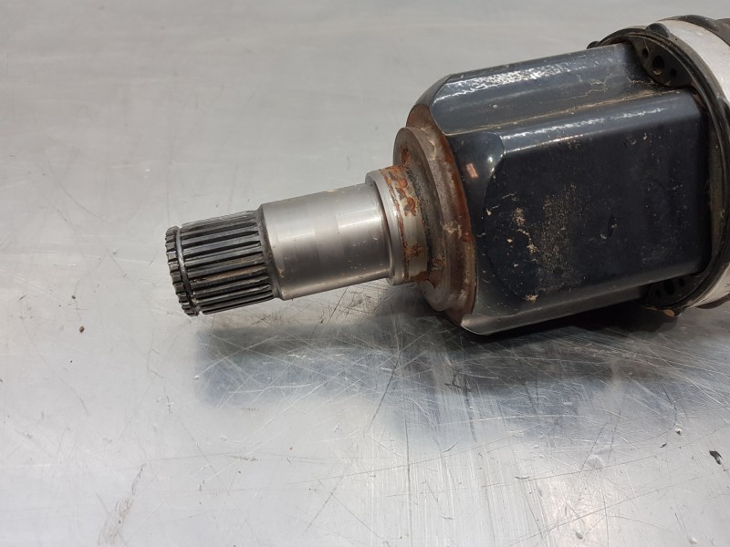 Recambio de transmision delantera derecha para mercedes clase a (w177) 200 d referencia OEM IAM A1773300702 A1773303102 