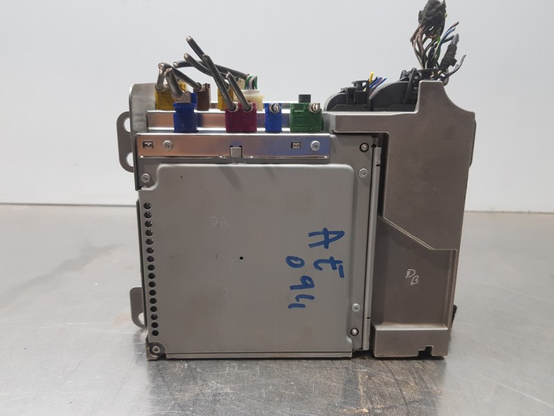 Recambio de sistema audio / radio cd para mercedes clase a (w177) 200 d referencia OEM IAM A1679004719  