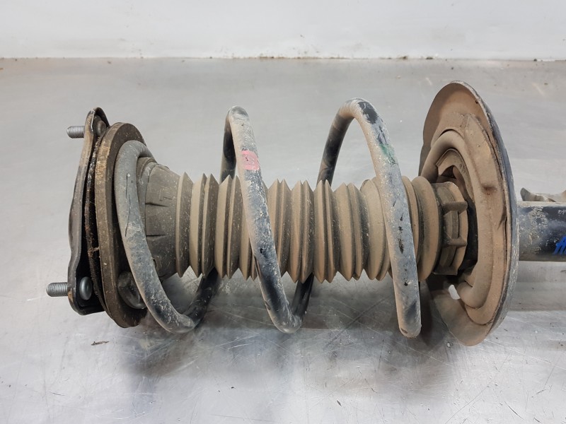 Recambio de amortiguador delantero izquierdo para toyota rav 4 hybrid referencia OEM IAM 4852080635 4852042730  Recambio de amortiguador delantero izquierdo para toyota rav 4 hybrid referencia OEM IAM 4852080635 4852042730