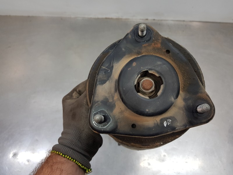 Recambio de amortiguador delantero izquierdo para toyota rav 4 hybrid referencia OEM IAM 4852080635 4852042730  Recambio de amortiguador delantero izquierdo para toyota rav 4 hybrid referencia OEM IAM 4852080635 4852042730