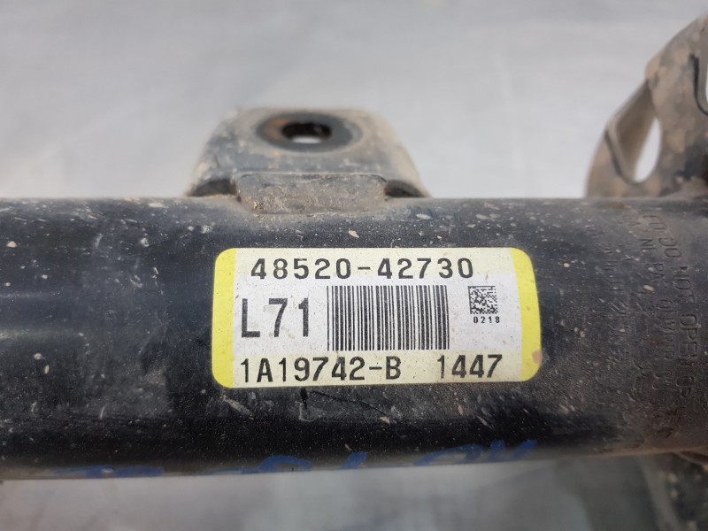 Recambio de amortiguador delantero izquierdo para toyota rav 4 hybrid referencia OEM IAM 4852080635 4852042730  Recambio de amortiguador delantero izquierdo para toyota rav 4 hybrid referencia OEM IAM 4852080635 4852042730