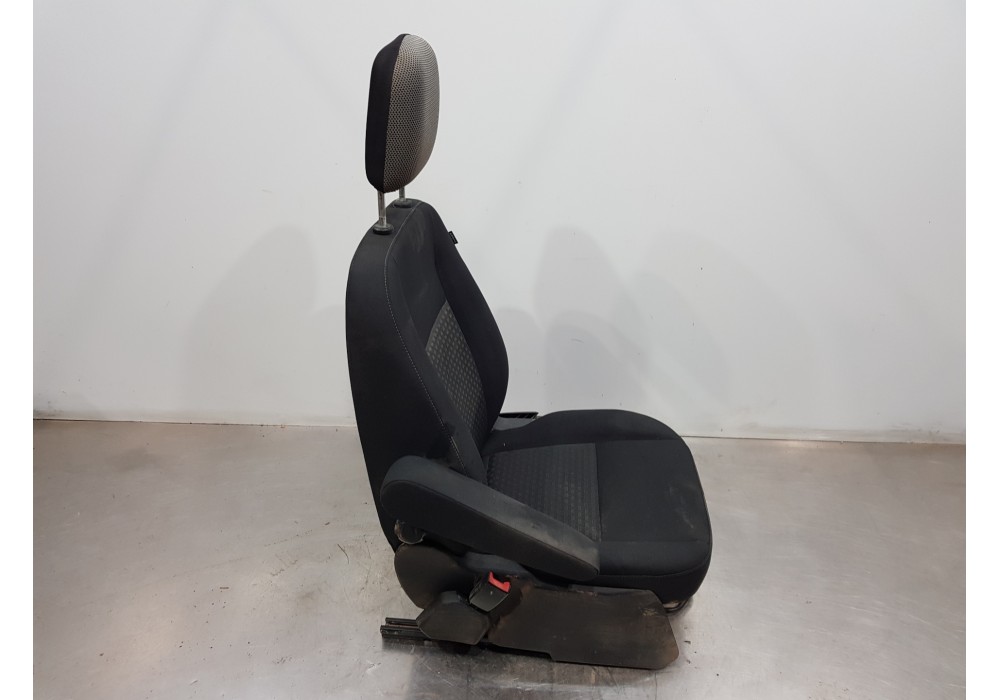 Recambio de asiento delantero izquierdo para ford transit custom kasten custom referencia OEM IAM 1892363 BK2161715BJ  Recambio de asiento delantero izquierdo para ford transit custom kasten custom referencia OEM IAM 1892363 BK2161715BJ