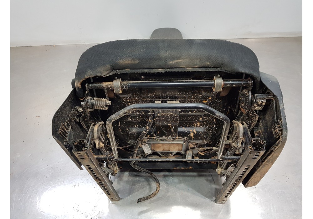 Recambio de asiento delantero izquierdo para ford transit custom kasten custom referencia OEM IAM 1892363 BK2161715BJ  Recambio de asiento delantero izquierdo para ford transit custom kasten custom referencia OEM IAM 1892363 BK2161715BJ