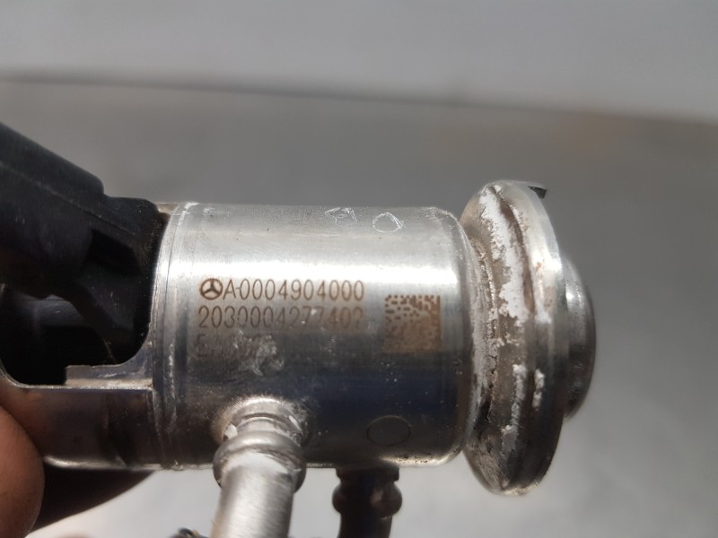 Recambio de inyector para mercedes clase a (w177) 200 d referencia OEM IAM A0004904000  