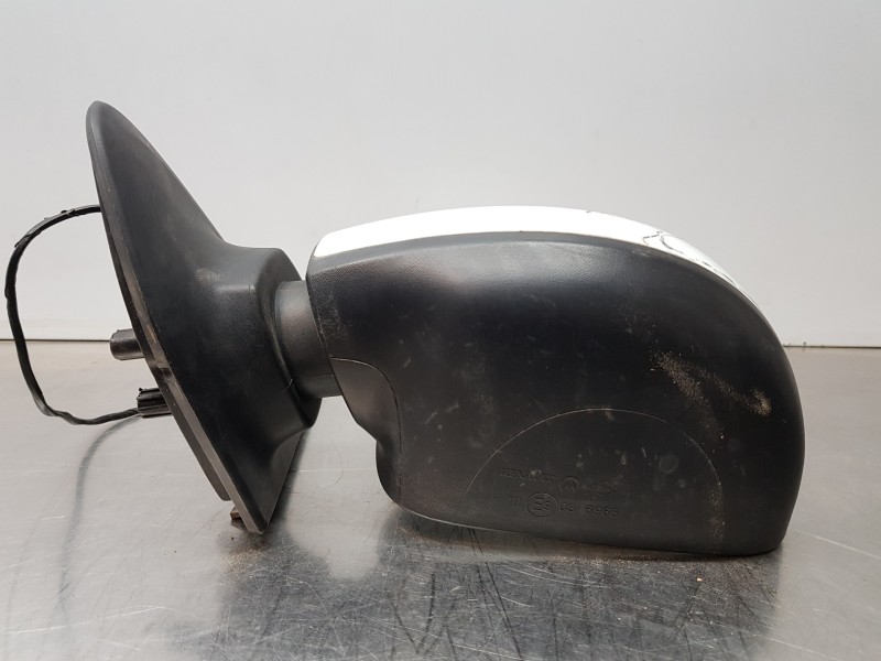 Recambio de retrovisor izquierdo para dacia sandero essential referencia OEM IAM 963025411R  