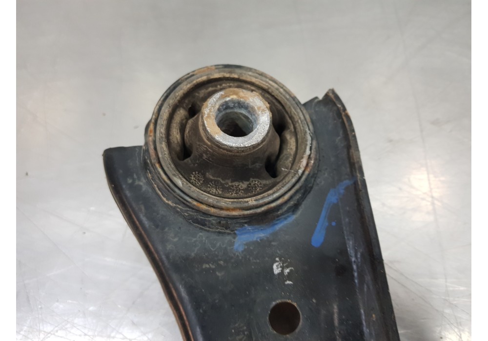 Recambio de brazo suspension inferior delantero derecho para ford transit custom kasten custom referencia OEM IAM 2385105  