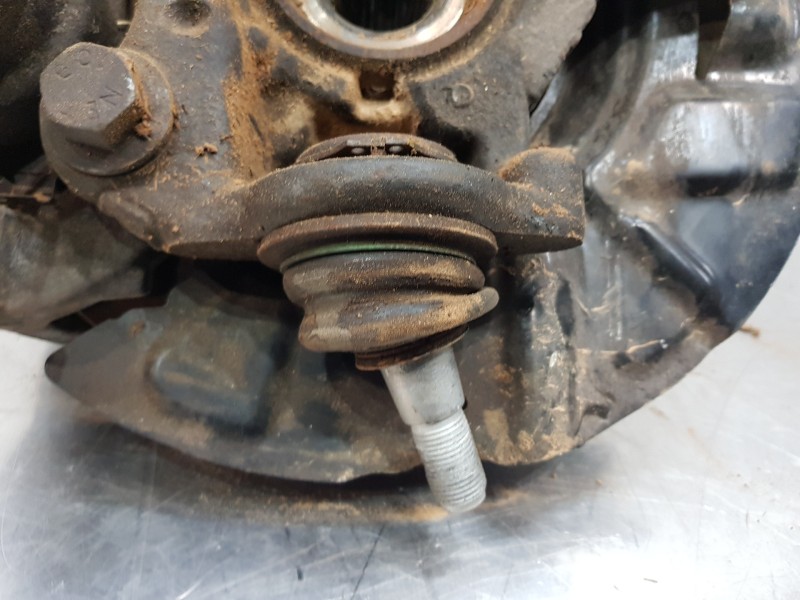 Recambio de mangueta delantera derecha para ford transit custom kasten custom referencia OEM IAM 2578687  