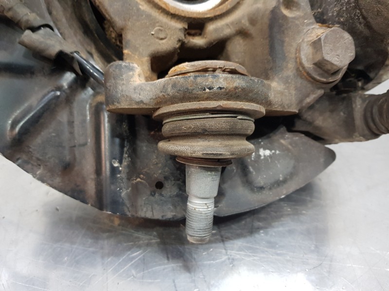 Recambio de mangueta delantera izquierda para ford transit custom kasten custom referencia OEM IAM 2578684  