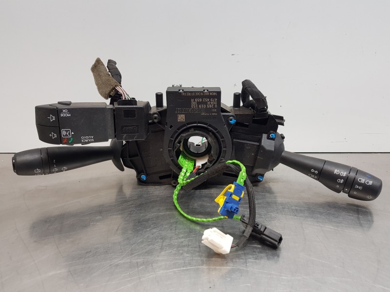 Recambio de mando multifuncion para dacia sandero stepwey referencia OEM IAM 255676909R   Recambio de mando multifuncion para dacia sandero stepwey referencia OEM IAM 255676909R