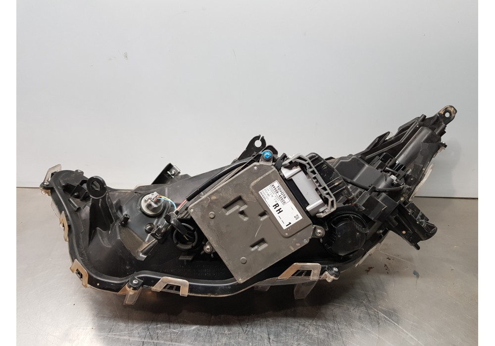 Recambio de faro derecho para toyota rav 4 hybrid referencia OEM IAM 8114542842 8990842020  Recambio de faro derecho para toyota rav 4 hybrid referencia OEM IAM 8114542842 8990842020