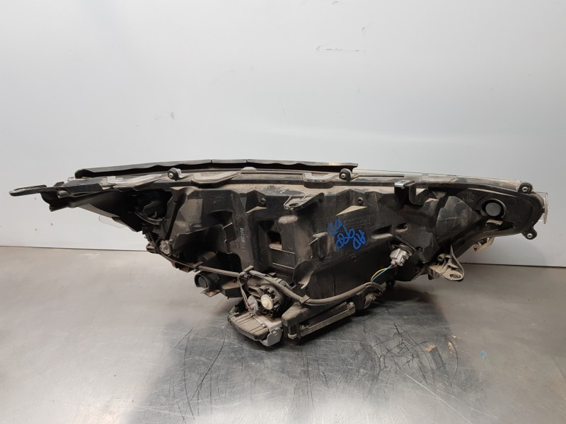 Recambio de faro izquierdo para toyota rav 4 hybrid referencia OEM IAM 8118542842 8990742020  Recambio de faro izquierdo para toyota rav 4 hybrid referencia OEM IAM 8118542842 8990742020