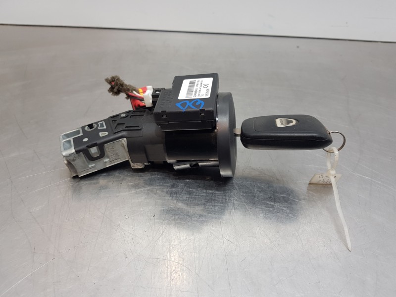 Recambio de antirrobo para dacia sandero stepwey referencia OEM IAM 487003947R   Recambio de antirrobo para dacia sandero stepwey referencia OEM IAM 487003947R